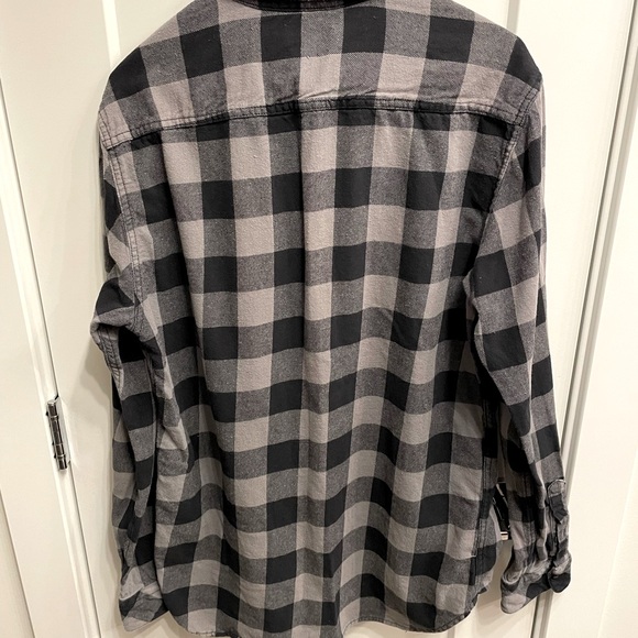 Quicksilver Men’s flannel, size M - Picture 6 of 6